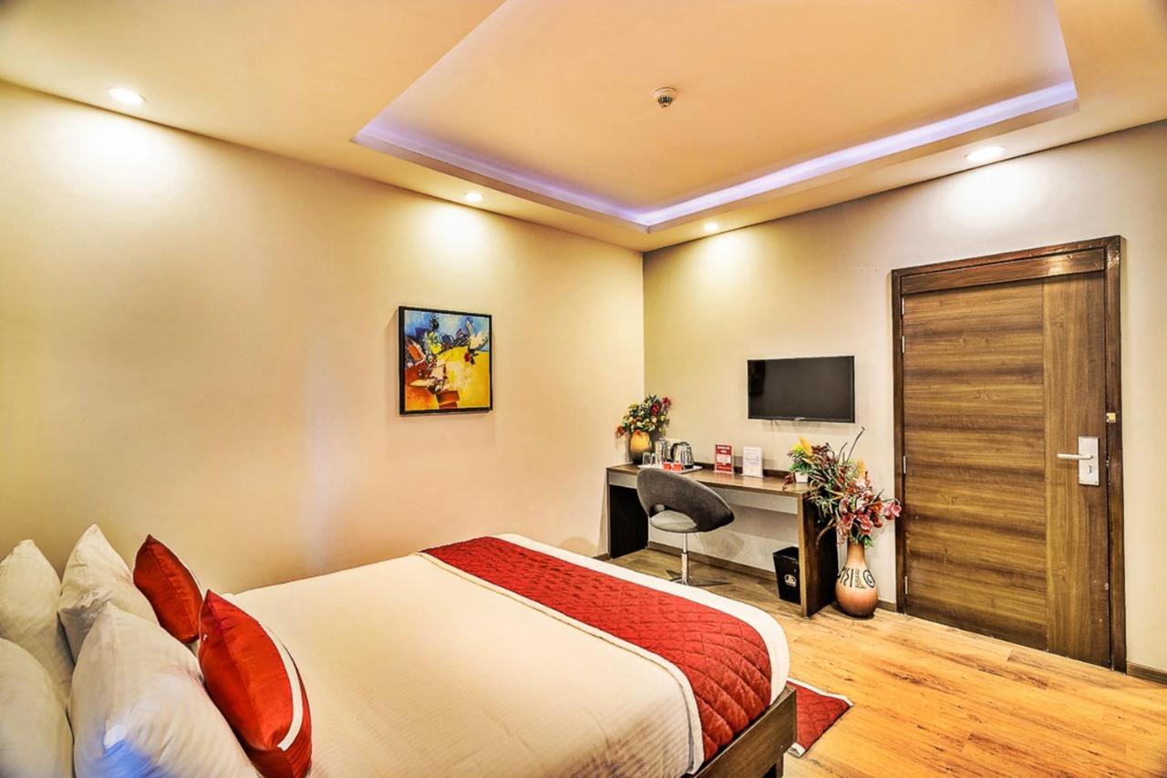 Jagadish Brigade Hotel Bengaluru Zewnętrze zdjęcie